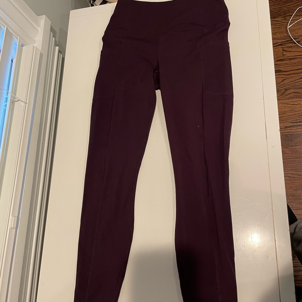 Dark purple 3/4 leggings